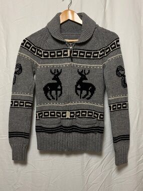 Aritiza TNA Deer cardigan sweater 100% lambs wool full zip and pockets
